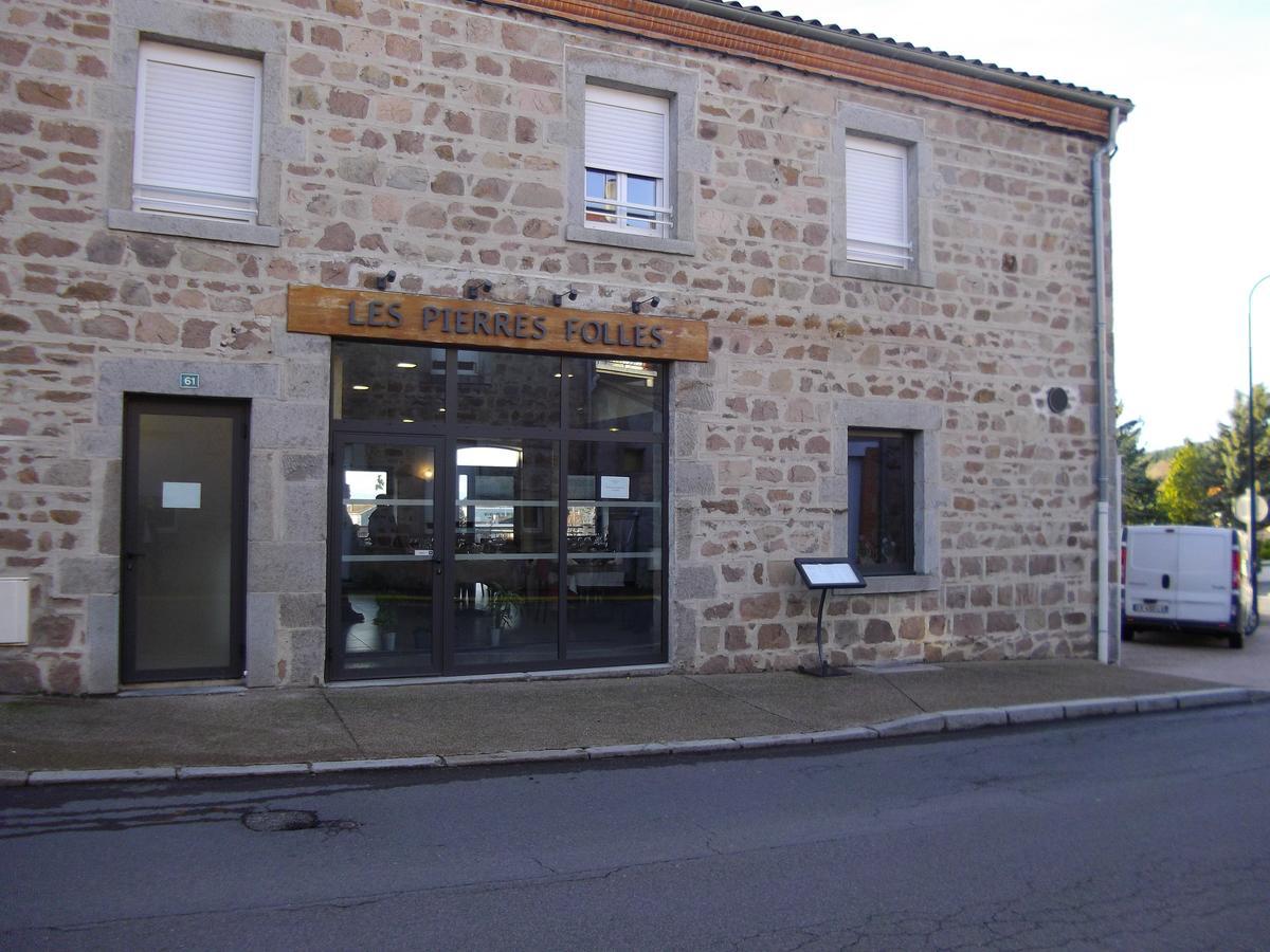 Les Pierres Folles Bed & Breakfast Rozier-en-Donzy Exterior photo
